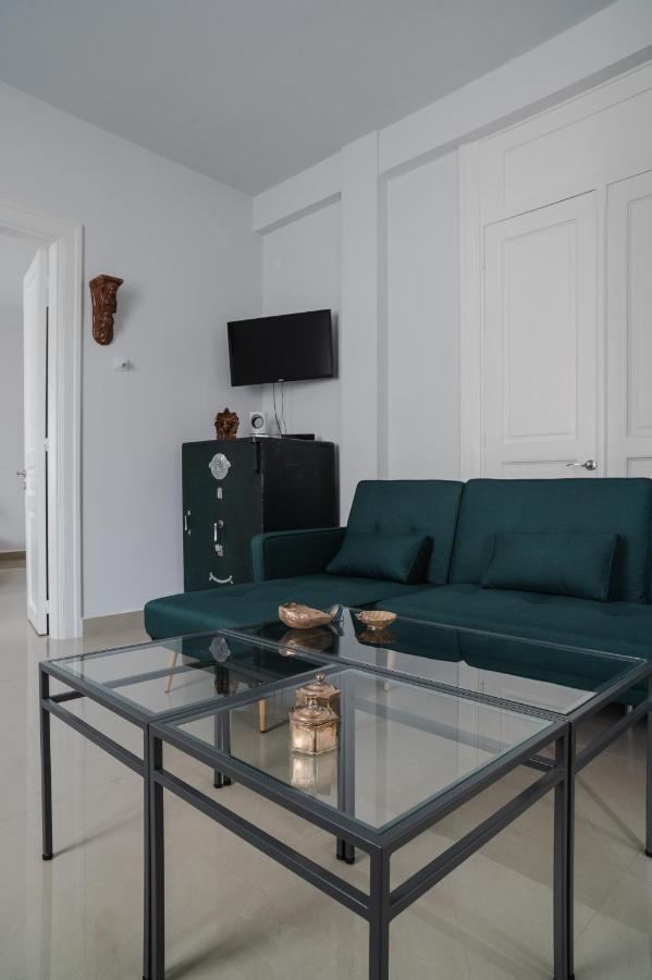 Polytimon, An Athenian Neoclassical Apartment Экстерьер фото
