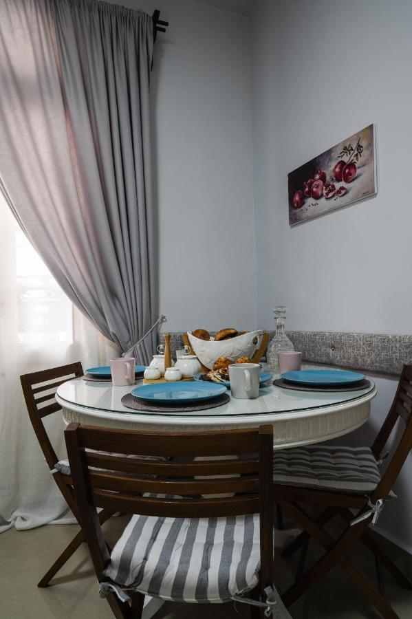 Polytimon, An Athenian Neoclassical Apartment Экстерьер фото